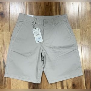 Zara Straight Fit Chino Bermuda Shorts Cotton Khaki 9" Inseam Low Rise
